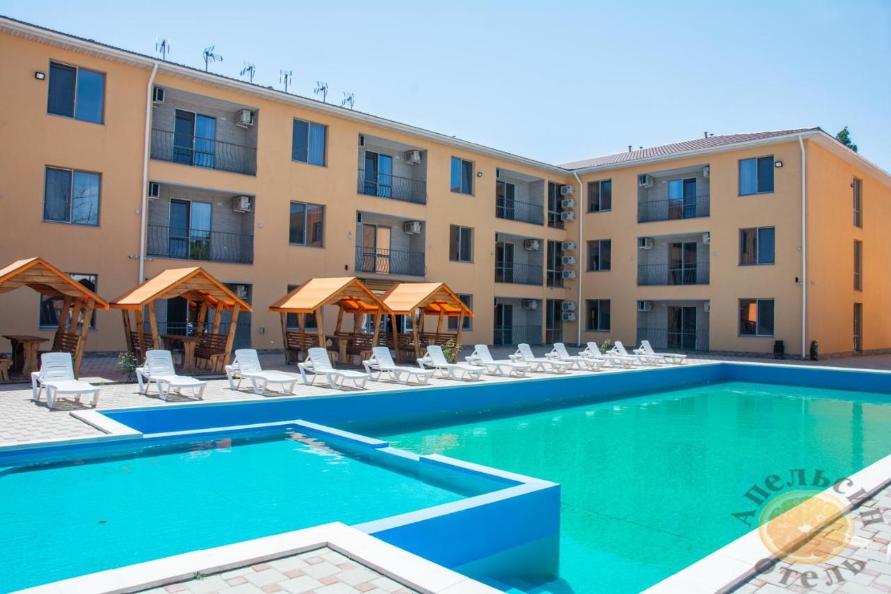 Hôtel Apelsin à Kobleve Extérieur photo
